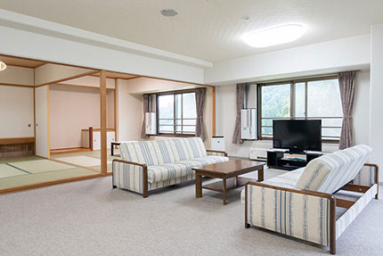 和室ラージルーム　約72～94㎡・5名～8名定員【禁煙】