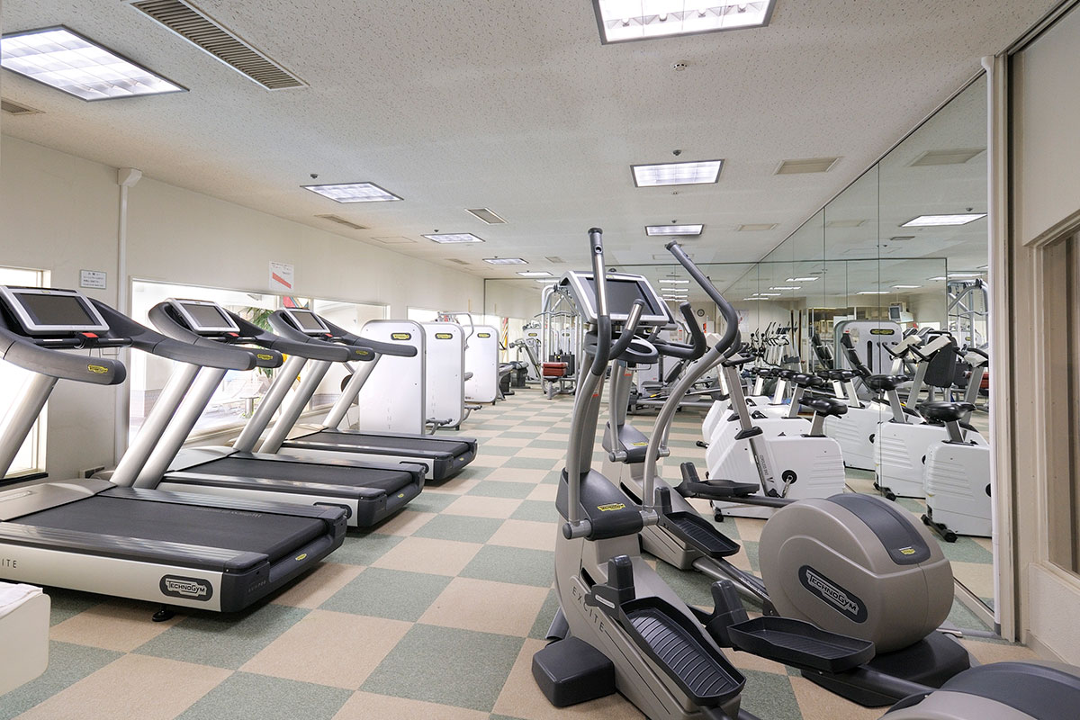 アスレチックジム