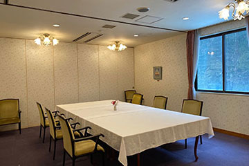 会議室A（こもれび）