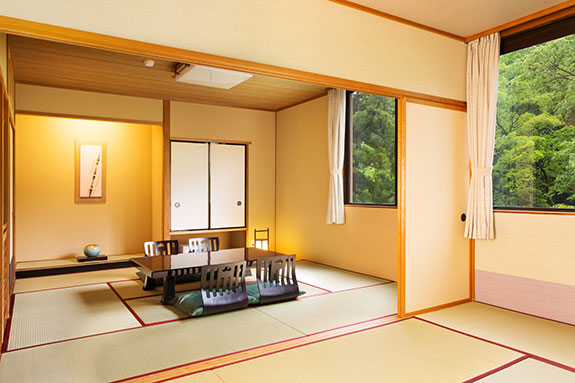 客室「花」の一例