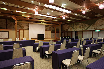 大規模な会議・ミーティングに最適。