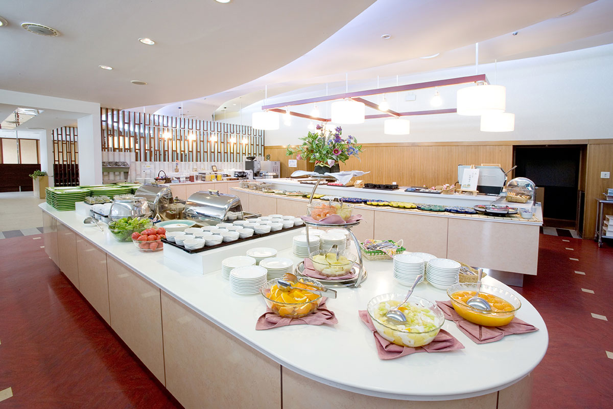 朝食バイキング