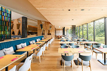 館内レストラン