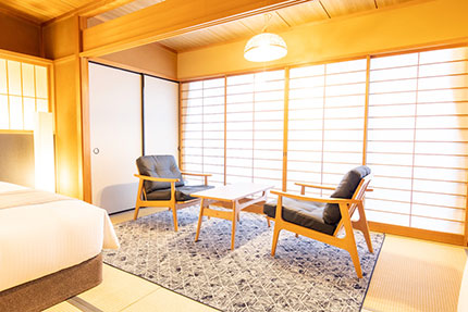 椅子はマルニ木工の60シリーズ