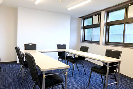 ミーティングルームB