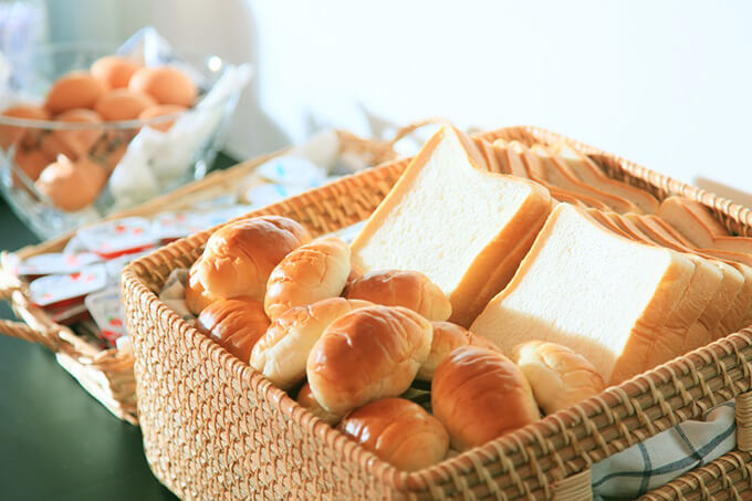 パン・ゆで卵・サイドメニュー（チーズ、ヨーグルト等）