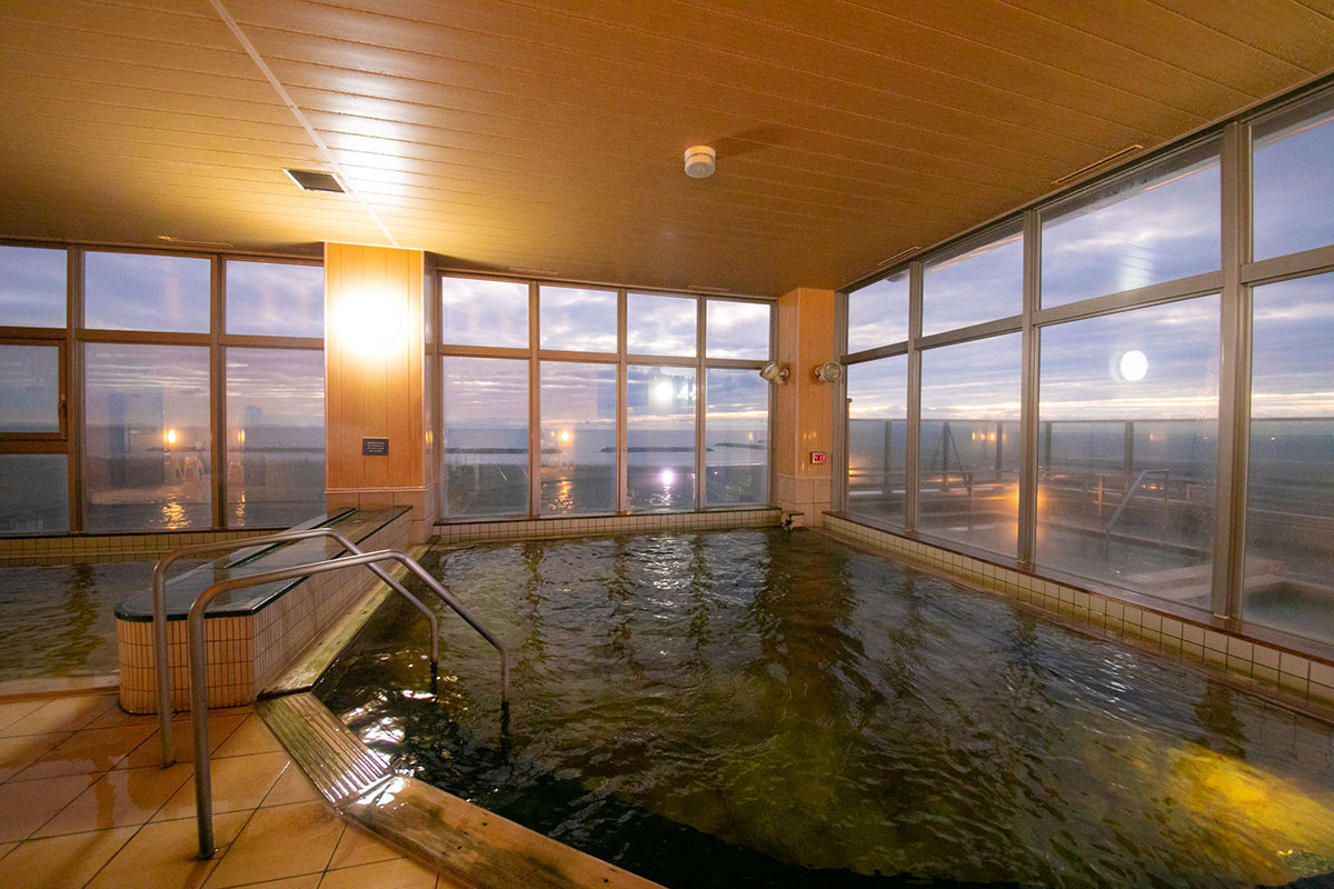 ５階東側大浴場内